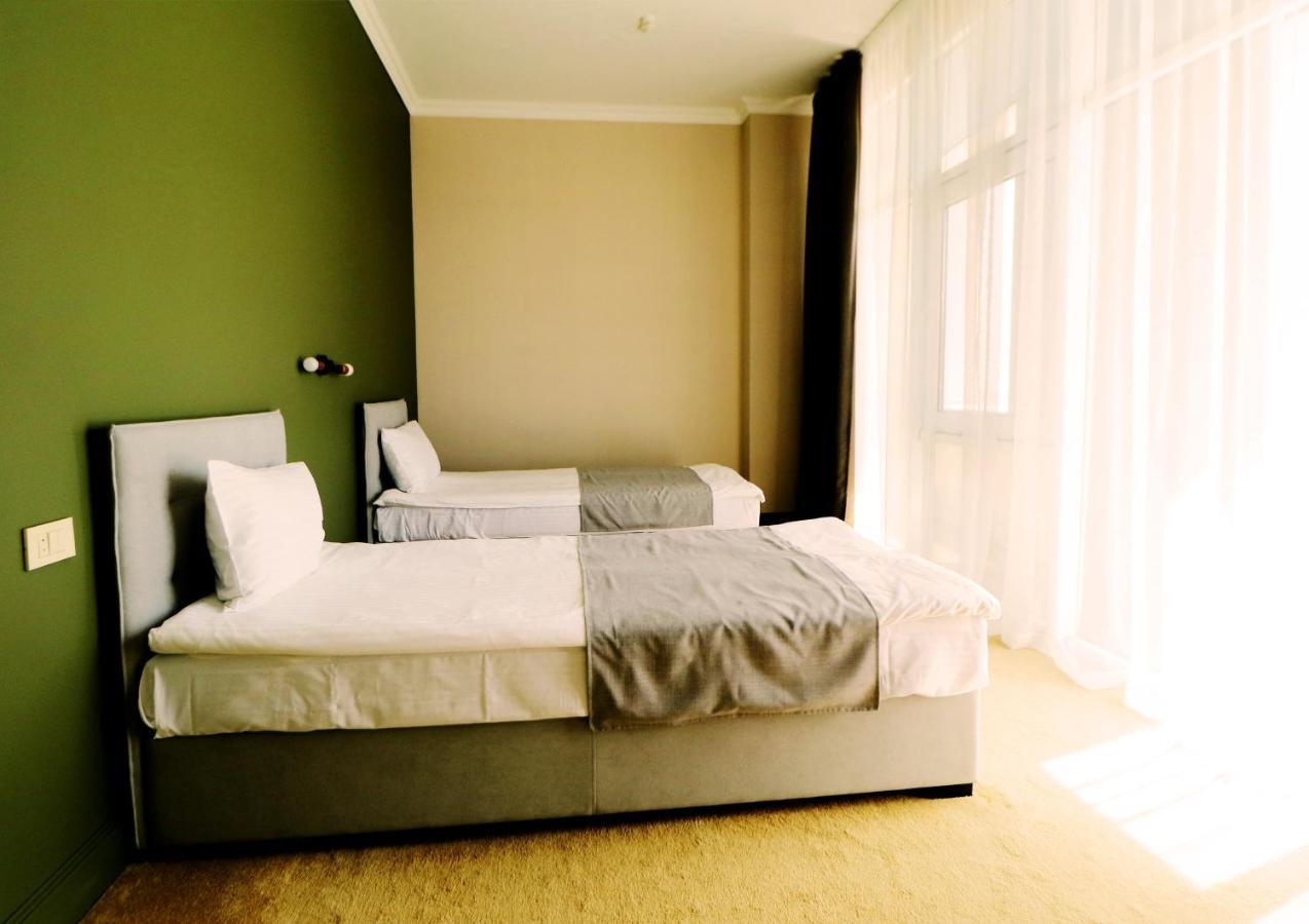 Hotel Bugaz Sea View à Gribovka Extérieur photo