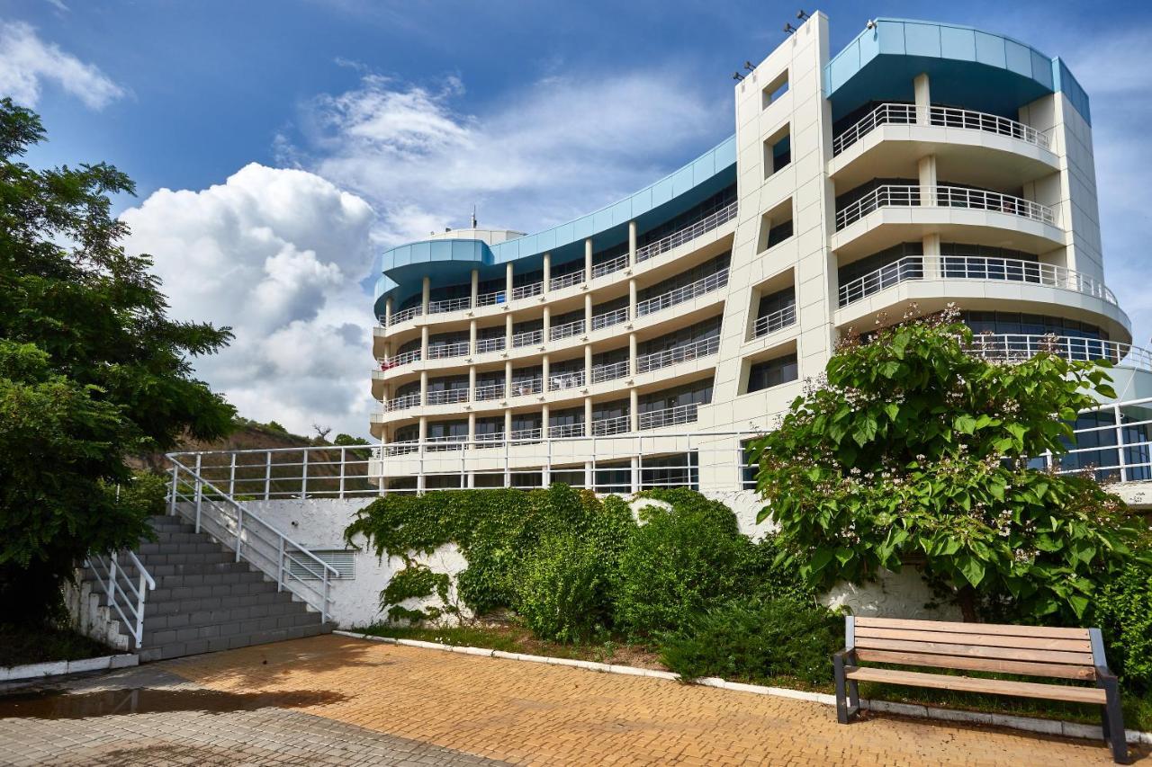 Hotel Bugaz Sea View à Gribovka Extérieur photo