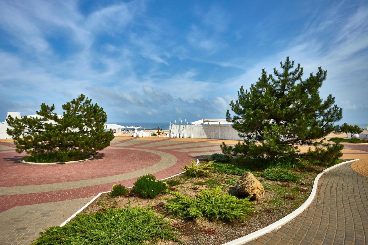 Hotel Bugaz Sea View à Gribovka Extérieur photo