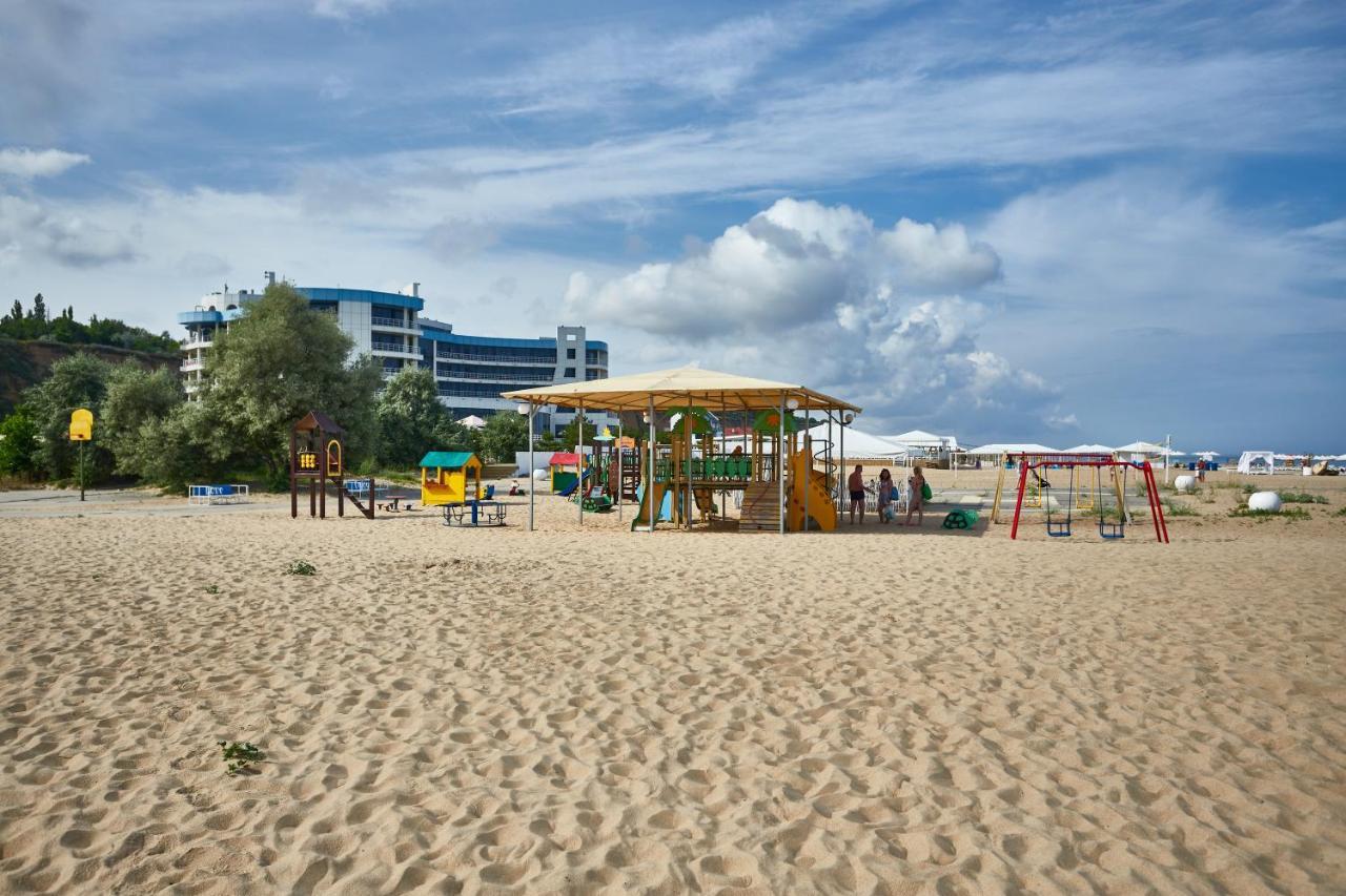 Hotel Bugaz Sea View à Gribovka Extérieur photo