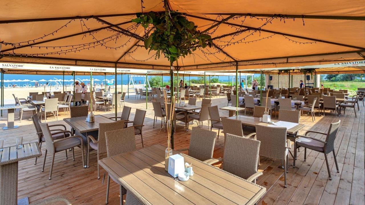 Hotel Bugaz Sea View à Gribovka Extérieur photo