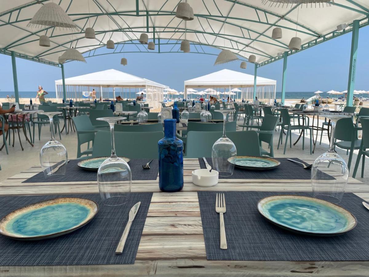Hotel Bugaz Sea View à Gribovka Extérieur photo