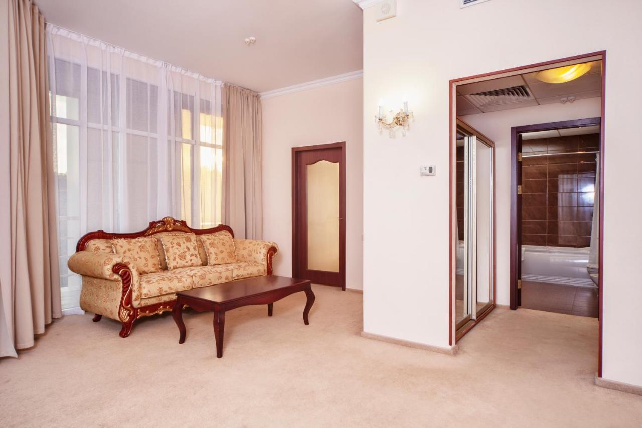 Hotel Bugaz Sea View à Gribovka Extérieur photo